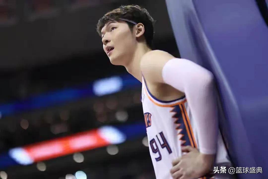 福建队完胜火箭，王哲林状态火热