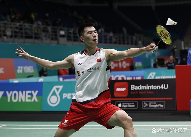 日本队完胜马来西亚队,黄鸭组合关键制胜 日本队完胜马来西亚队,黄鸭组合关键制胜