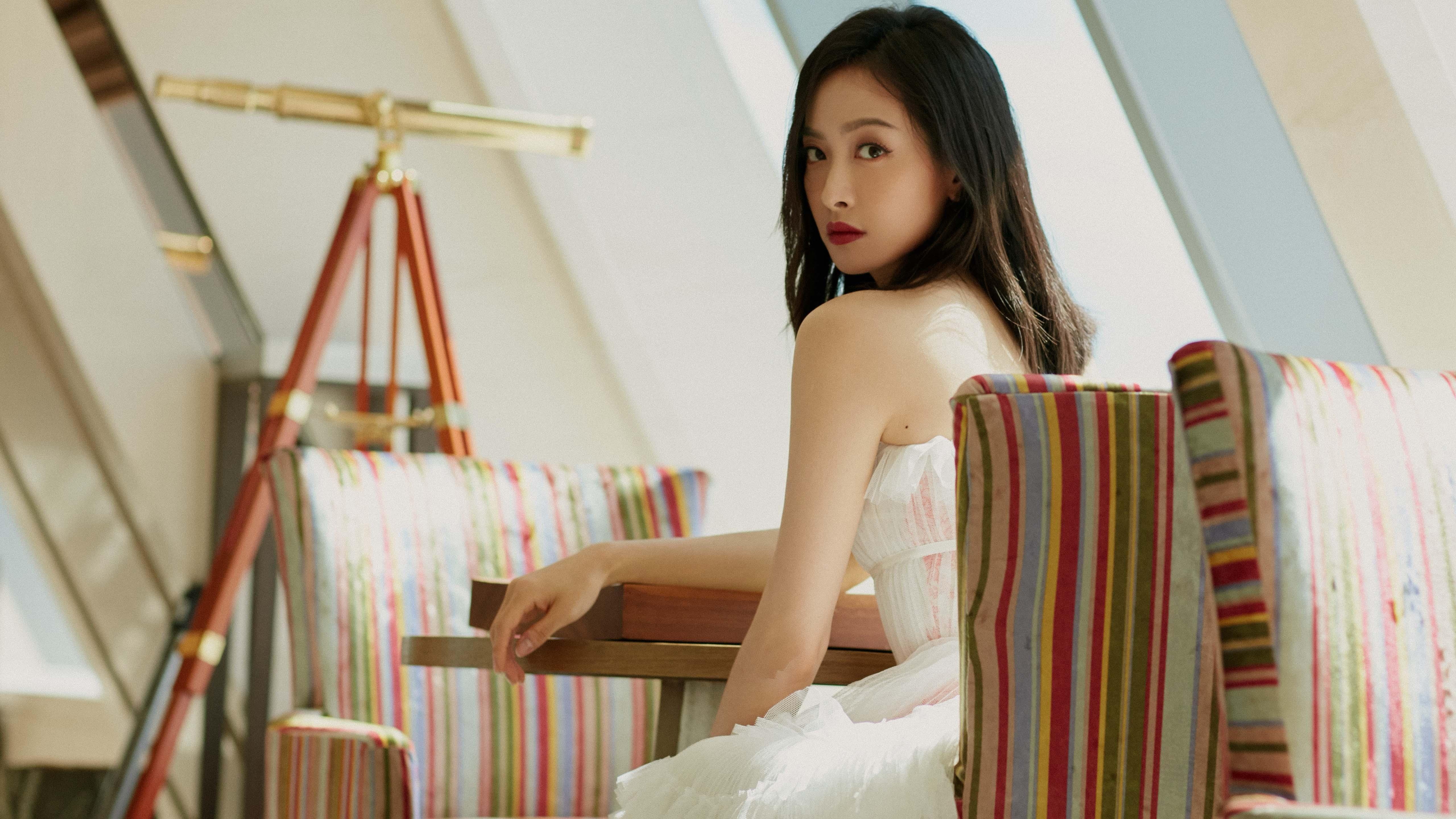 单节神话!委内瑞拉第三节撕裂那不勒斯,巴雷拉逆境称王