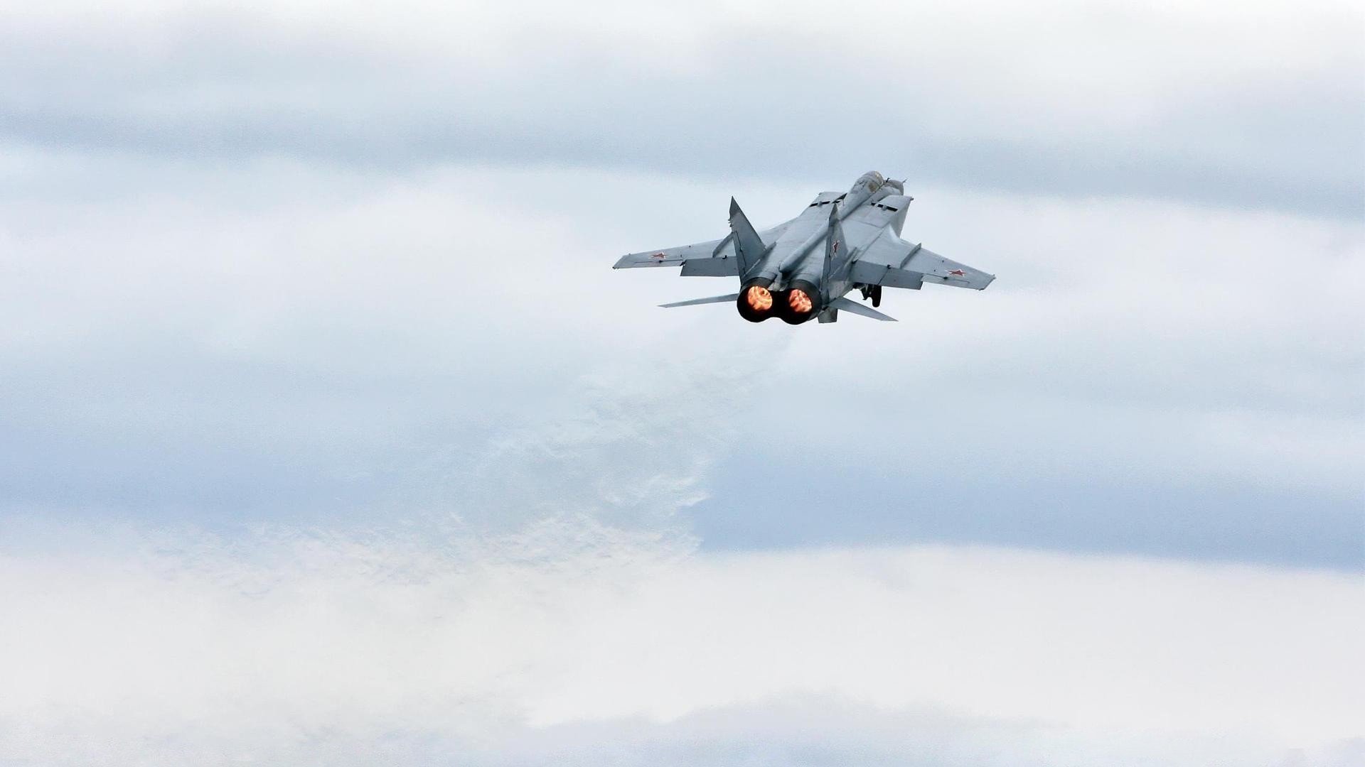 关键先生觉醒时刻，当库里用逆向错位在盐湖城完成终极蜕变