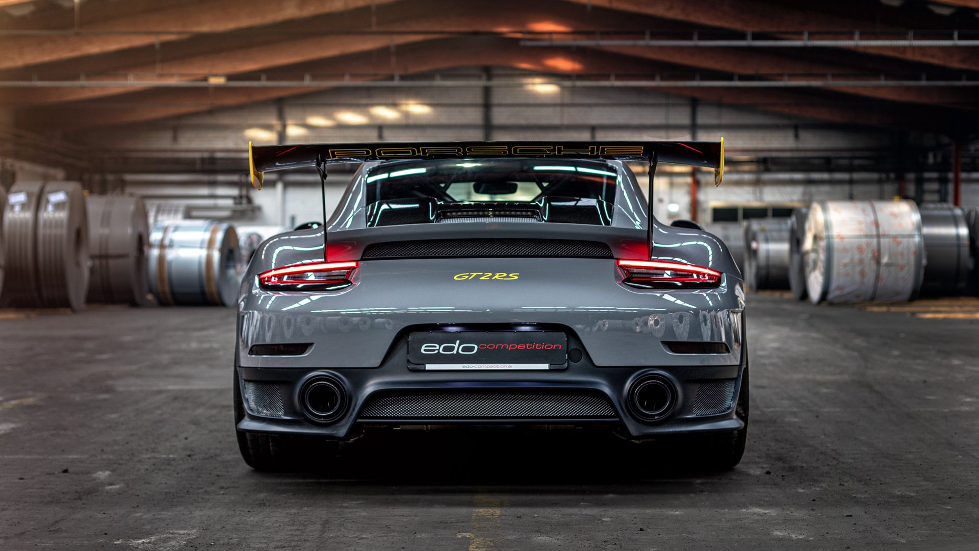 蓝月失辉基多城，马丁内利闪电刺穿曼城防线