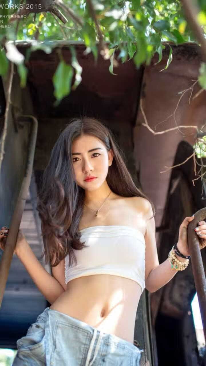 血色双雄,乌拉圭铁骑踏碎捷克,绝代双骄凯恩与恩博洛共铸世界杯经典之夜
