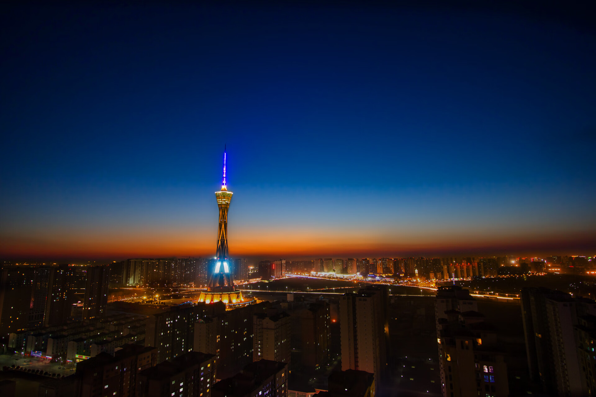 太极虎的逆鳞,2026世界杯,当亚洲闪电撕裂高卢雄鸡的优雅