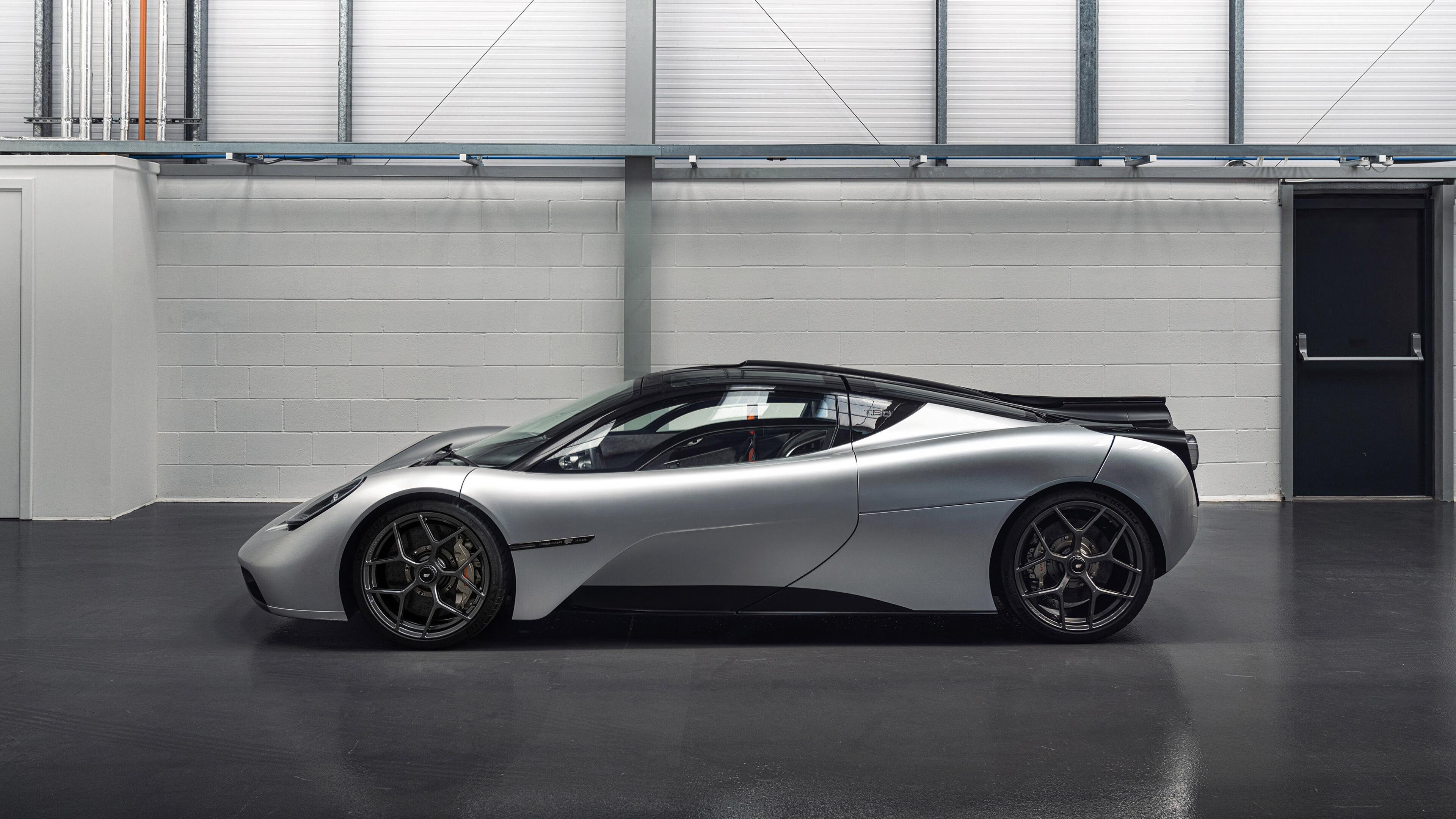 波斯铁骑的黄昏复仇，塔雷米引领伊朗，在2026世界杯之巅刺穿哥伦比亚的星空